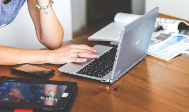 technology, laptop, keyboard, computer, netbook, acer, woman, girl, business, typing, working, workspace, smartphone, cell phone, tablet, devices, hand, gadgets, laptop, laptop, laptop, laptop, laptop, computer, computer, computer, computer, business, business, typing, typing, typing