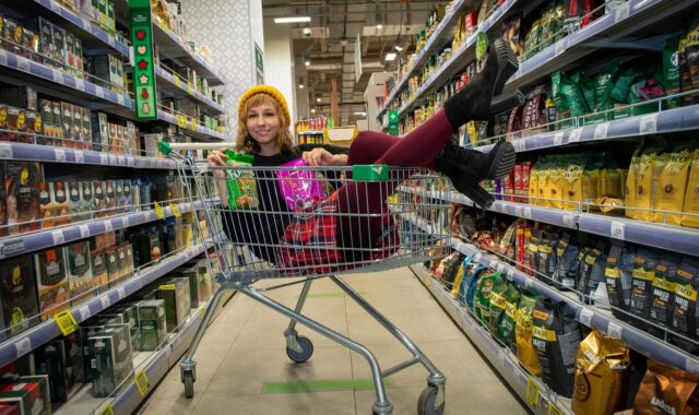 girl, basket, supermarket, cart, shelves, racks, shop, grocery, shopping, consumer, buyer, products, shopping center, young woman, counters, shelving, buy, supermarket, supermarket, supermarket, supermarket, supermarket, grocery, consumer, consumer