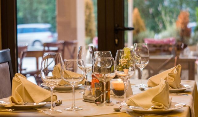 restaurant, table setting, table, glassware, stemware, wine glasses, glasses, plates, napkin, set-up, dinner, dining, service, lunch, restaurant, restaurant, restaurant, restaurant, restaurant