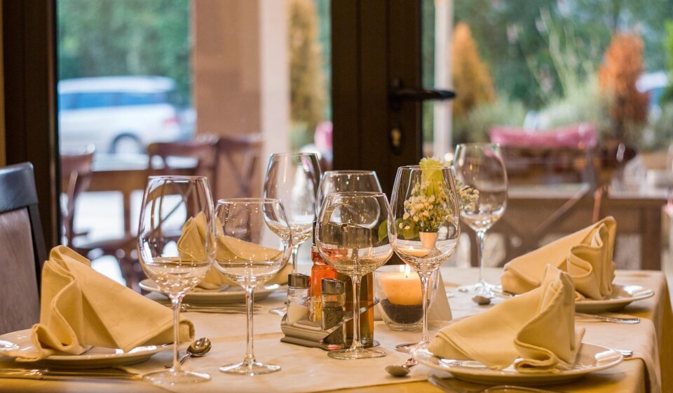 restaurant, table setting, table, glassware, stemware, wine glasses, glasses, plates, napkin, set-up, dinner, dining, service, lunch, restaurant, restaurant, restaurant, restaurant, restaurant