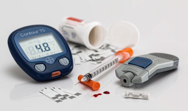 diabetes, blood sugar, diabetic, medicine, insulin, hypoglycemia, illness, healthcare, glucose, test, chronic, prick, lancet, diet, disease, measurement, diabetes mellitus, health, medical, syringe, blood test, diabetes, diabetes, diabetes, diabetes, diabetes
