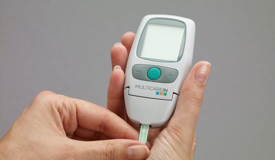 glucometer, technology, device, blood sugar, diabetes, diabetic, health, hypoglycemia, test, measure, monitor, blood test, medical device, glucometer, glucometer, blood sugar, blood sugar, blood sugar, blood sugar, diabetes, diabetes, diabetes, diabetes, diabetes, medical device