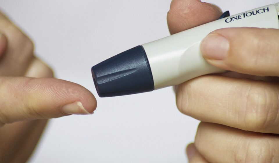 diabetes, finger, glucose, test, medical, medicine, sugar, diabetic, measurement, diabetes, diabetes, diabetes, diabetes, diabetes