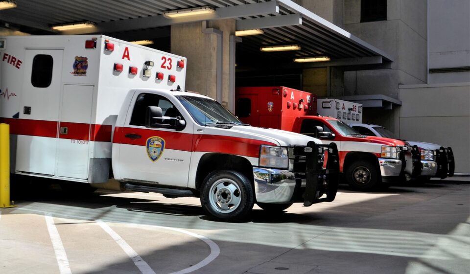 emergency room, hospital, ambulance, rescue, houston, texas, paramedic, siren, parked, police, fire, disease, control, service, human services, emergency services, emt, ems, emergency medical technician, swat, pain, accident, recovery, triage, car, transportation system, vehicle, ethics, transport, system, transportation, security, electronic, safety, technology, equipment, alarm, white, trust, urgent care, health care, healthy, trauma, saved, danger, emergency, car wallpapers, dangerous, heart failure, chronic, medicine, medical, treatment, symbol, houston fire department, protection, help, 911, fast, first responders, homeland security, love, people, human, insurance, badge, protect, volunteer, alert, hero, shield, tragedy, tragic, professional, occupation, trial, intensive care, life threatening, dead, shooting, shot, killed, murder, assaulted, broken, diabetes, cancer, blunt trauma, fracture, fractured, uniform, profession, department, firemen, united states, consistent, america, gray car, gray health, gray hospital, gray fire, gray medical, gray police, gray help, gray life, gray room, gray pain, gray healthy, gray security, gray death, gray medicine, gray emergency, gray human, gray cancer, gray safety, gray care, gray hero, gray service