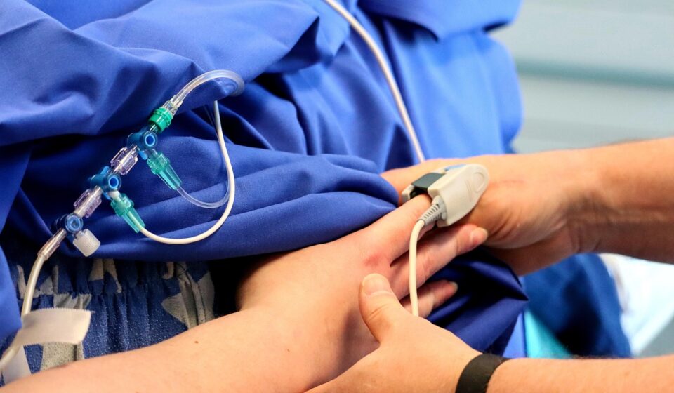 medicine, anesthesia, oxygen saturation, finger clip, anesthetist, control, oxygen, anesthesia, anesthesia, anesthesia, anesthesia, anesthesia, oxygen