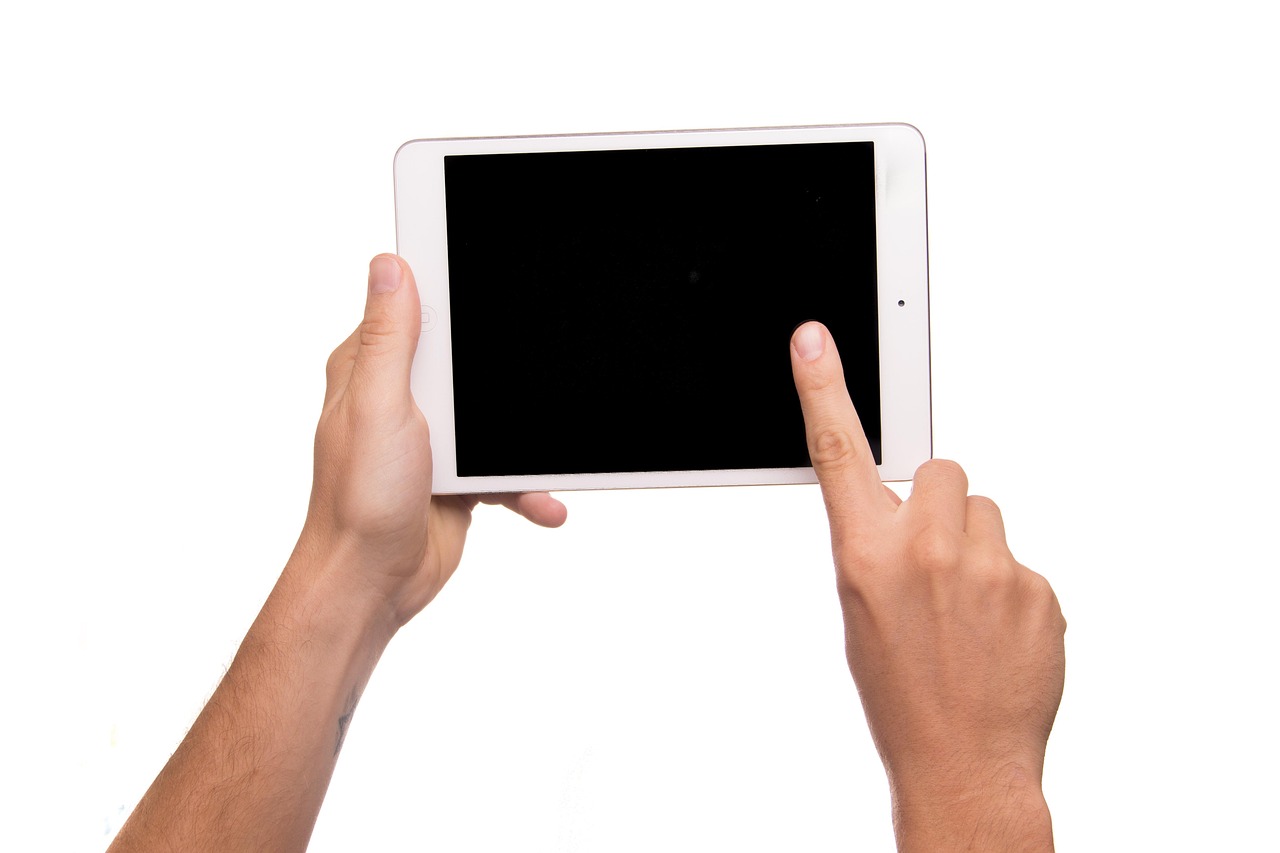 tablet, ipad, read, screen, swipe, to touch, assign, point, gadget, modern, internet, finger, digital, technology, contact, communication, connection, electronics, dates, device, data, typing, input, information, tablet, ipad, ipad, ipad, ipad, ipad