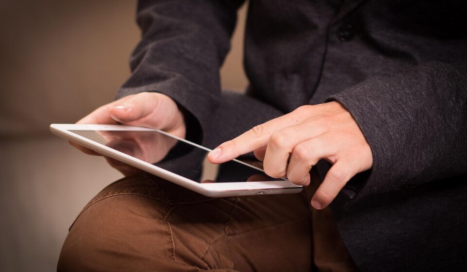 tablet, ipad, read, screen, swipe, to touch, assign, point, gadget, modern, internet, finger, digital, technology, contact, communication, connection, electronics, dates, device, data, typing, input, information, commercial, to undertake, entrepreneur, work, tablet, tablet, tablet, tablet, ipad, ipad, ipad, ipad, ipad, internet, data, information