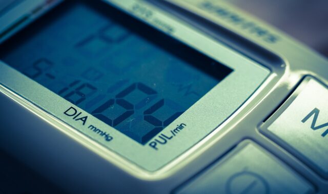 blood pressure, measuring device, health check, rhythm, first aid, health, equipment, healthy, medicine, frequency, healthcare, heart, pulse, examination, disease, heartbeat, ill