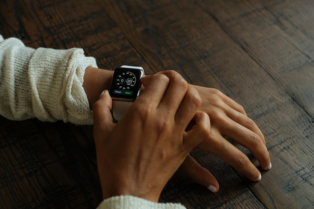 smart watch, apple, technology, style, fashion, smart, mobile, display, gadget, screen, touch, application, app, device, electronic, digital, business, interface, modern, wireless, clock, mobility, time, media, message, wrist, button, intellect, intelligent, social, design, wristwatch, internet, wear, hand, template, brown business, brown technology, brown fashion, brown time, brown apple, brown mobile, brown facebook, brown internet, brown digital, brown clock, brown company, brown watch, brown social, brown media, smart watch, smart watch, smart watch, smart watch, smart watch