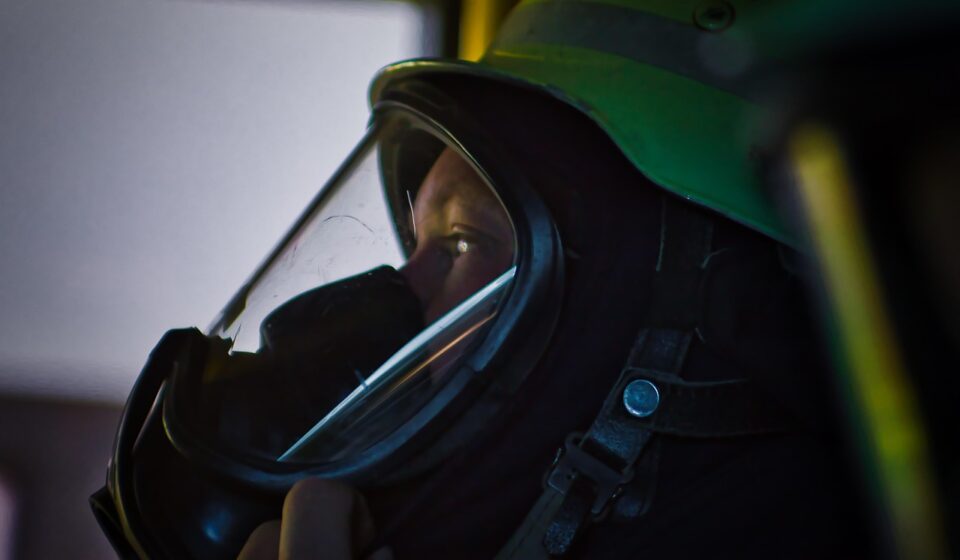 fire fighters, mission, firefighter, respiratory protection, protective suit, emergency, breathing apparatus, equipment, feuerloeschuebung, fire fighting, fire truck, firefighter, firefighter, firefighter, firefighter, firefighter, respiratory protection, respiratory protection, protective suit, protective suit, emergency, breathing apparatus, breathing apparatus